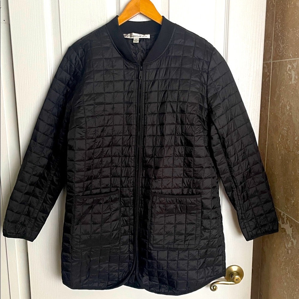 Kenneth Cole - lightweight 3/4 Quilted Jacket.